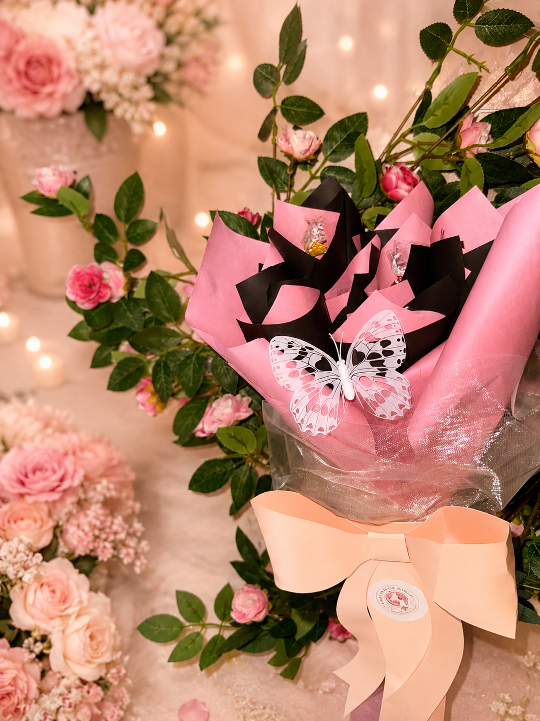 🎀 Mini Lindor Bow Bouquet